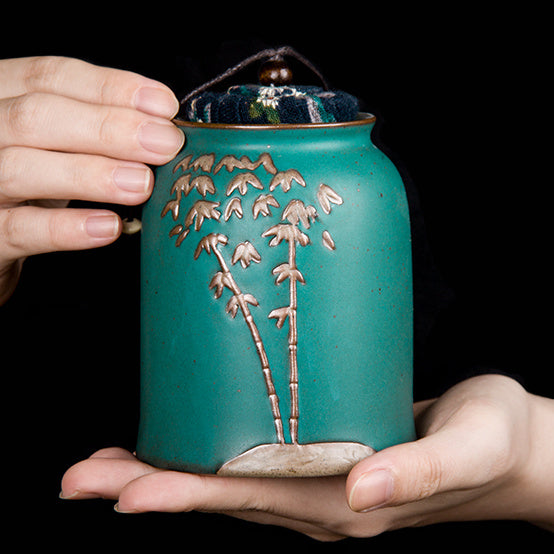 Ceramic Hand-painted Sealed Tea Storage Pot